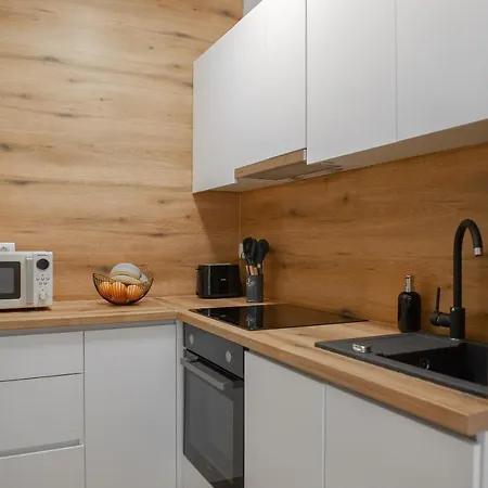 Linda - Center Zadar