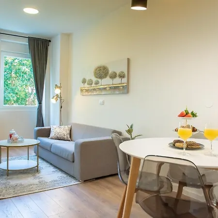 Linda - Center * Zara